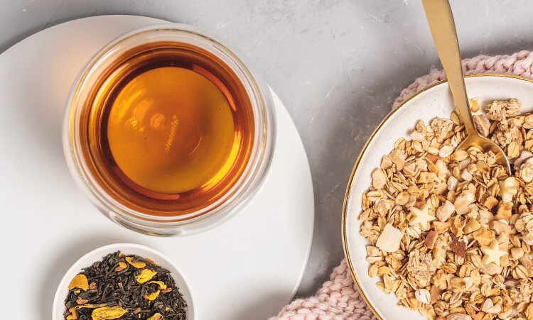 Golden Christmas Set mit Golden Glory Chai-Tee und Christmas Granola